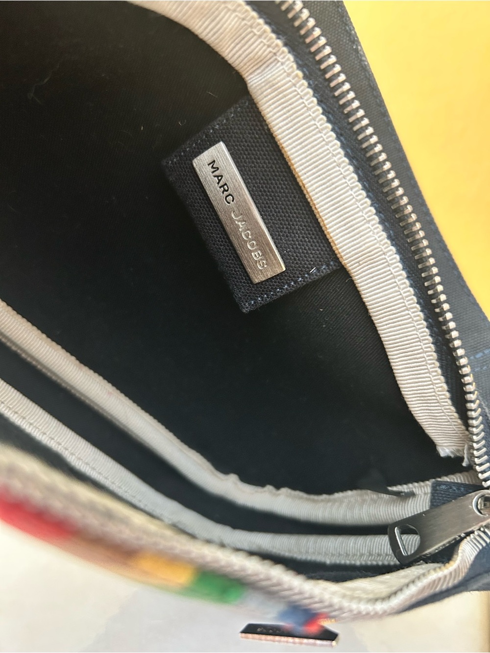 Marc Jacobs Black Canvas Rainbow Stripe Shoulder Bag Y2K Baguette Festivalstyle - Picture 12 of 13